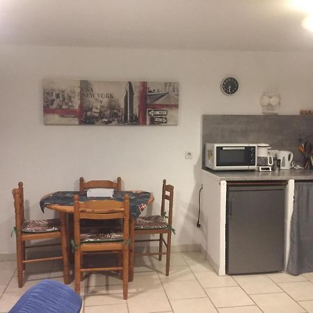 Chez Mimy Apartment Valros Exterior photo